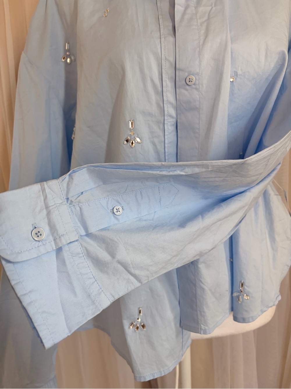 Old Navy Light Blue Embellished Button-Up Blouse - Picture 5 of 10